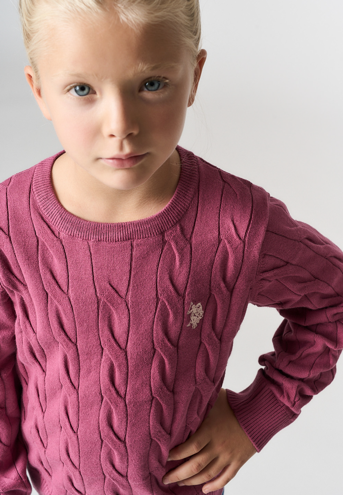 Maglione girocollo a trecce in misto cotone