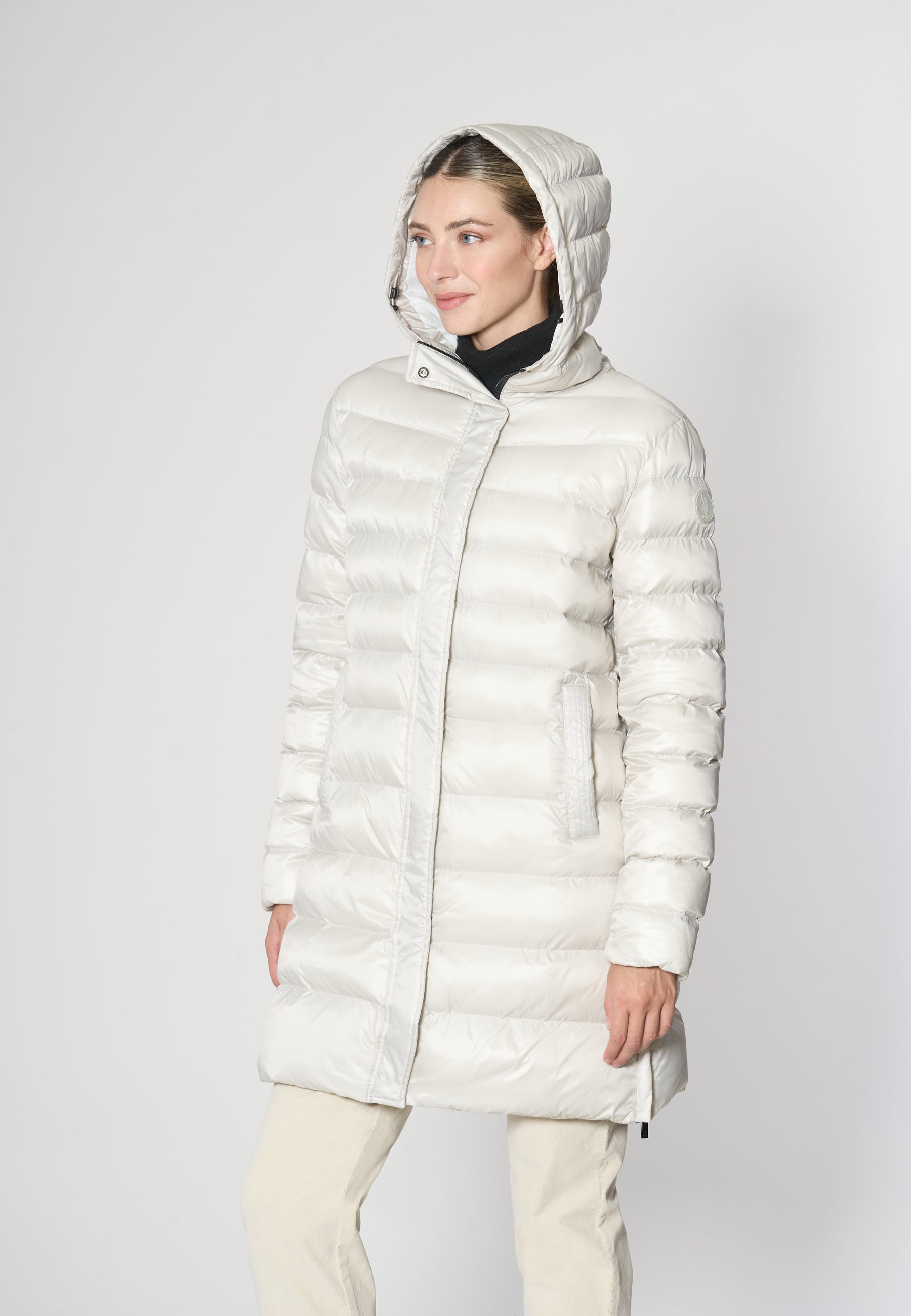 Piumino midi con cappuccio in shiny nylon