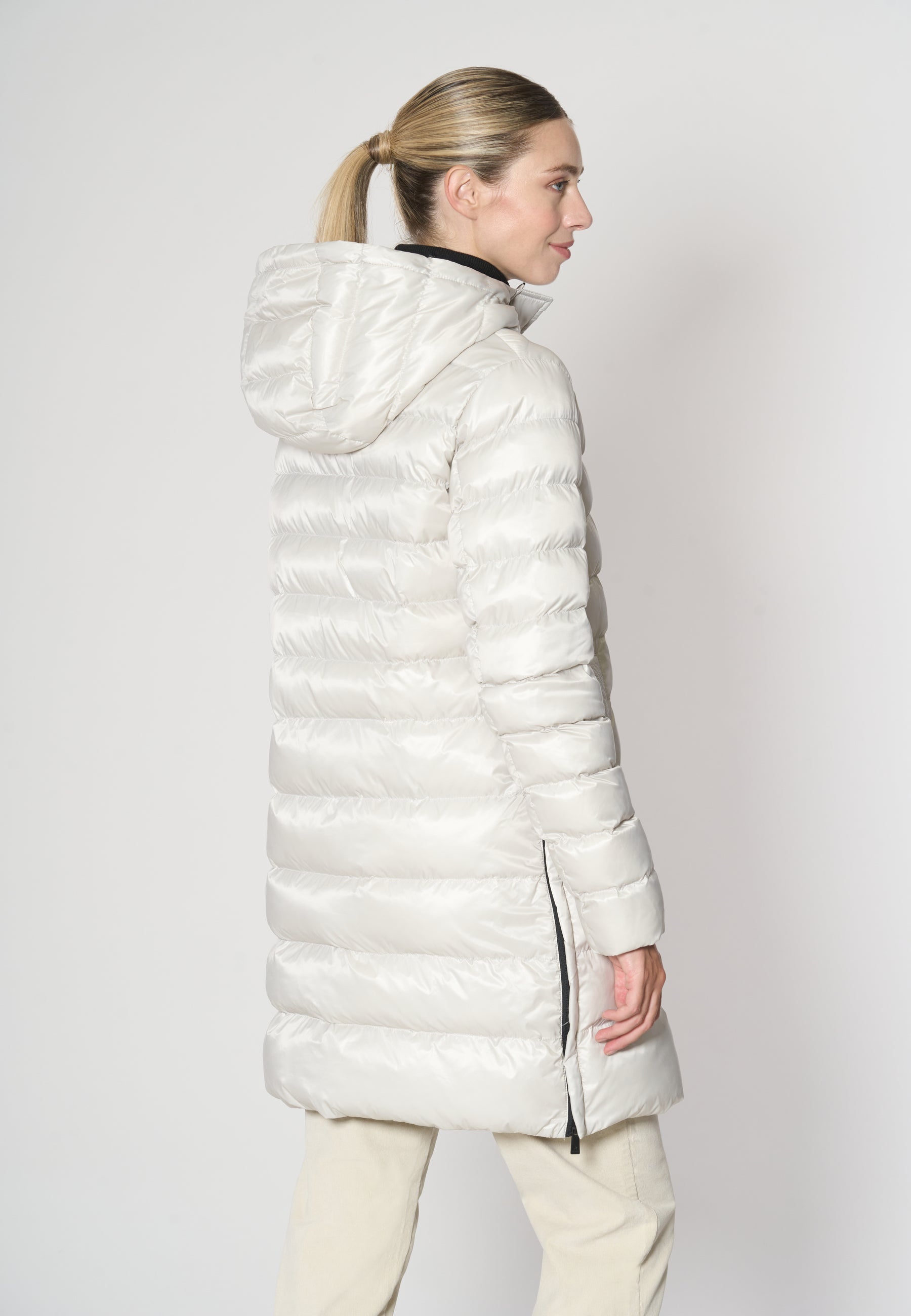 Piumino midi con cappuccio in shiny nylon