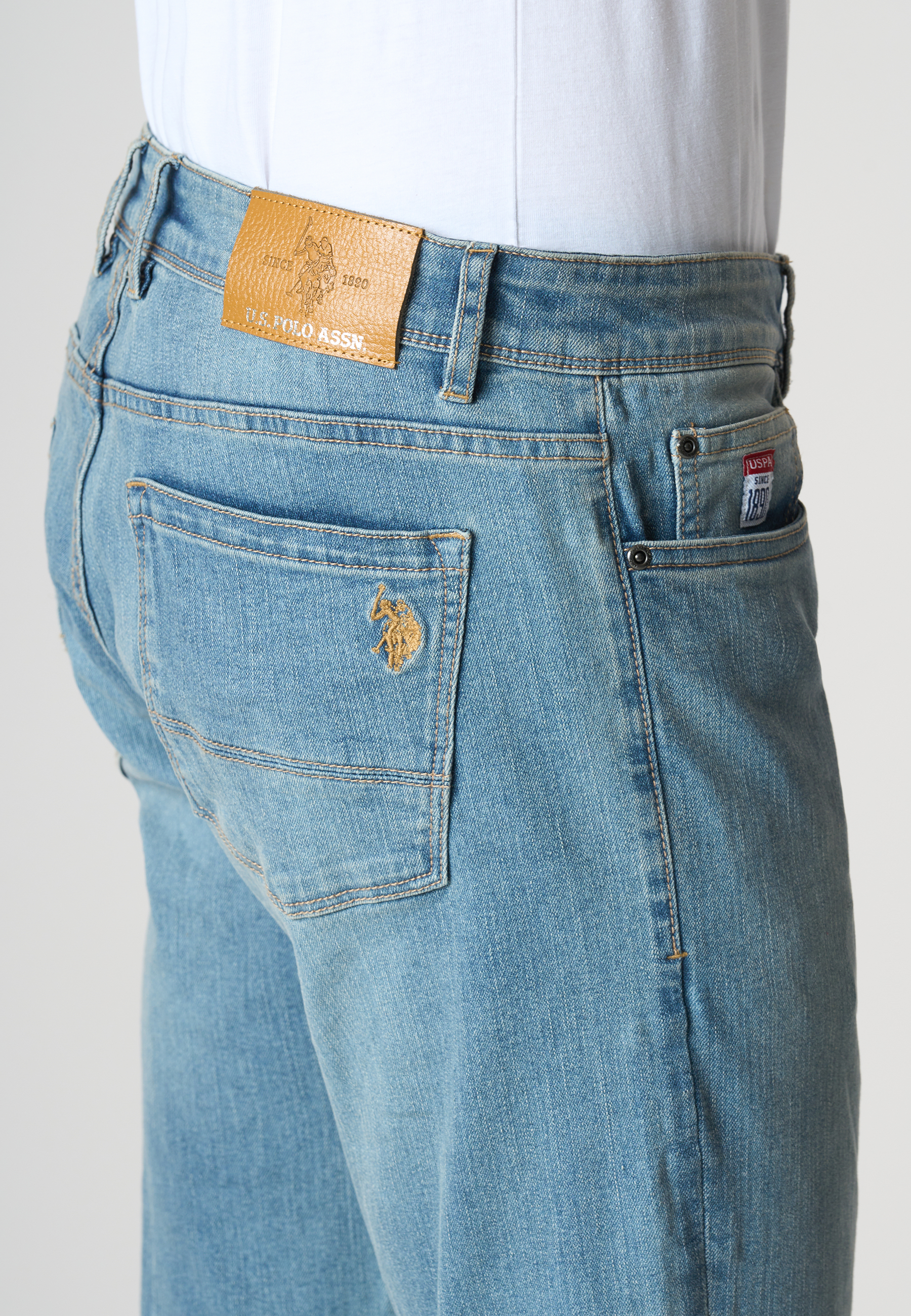 Pantalone denim da uomo cinque tasche regular fit