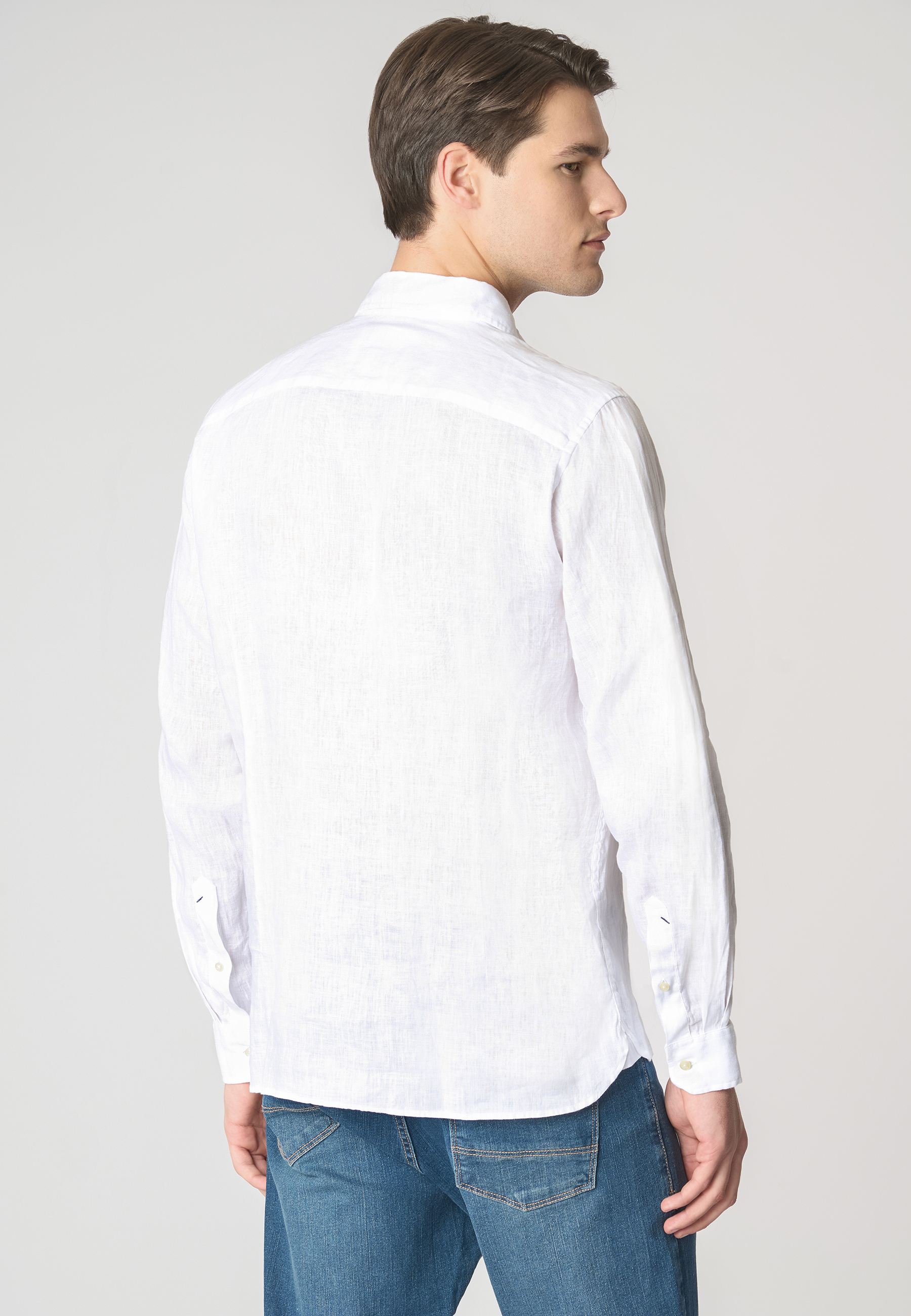 Camicia in lino chambray slim fit con logo