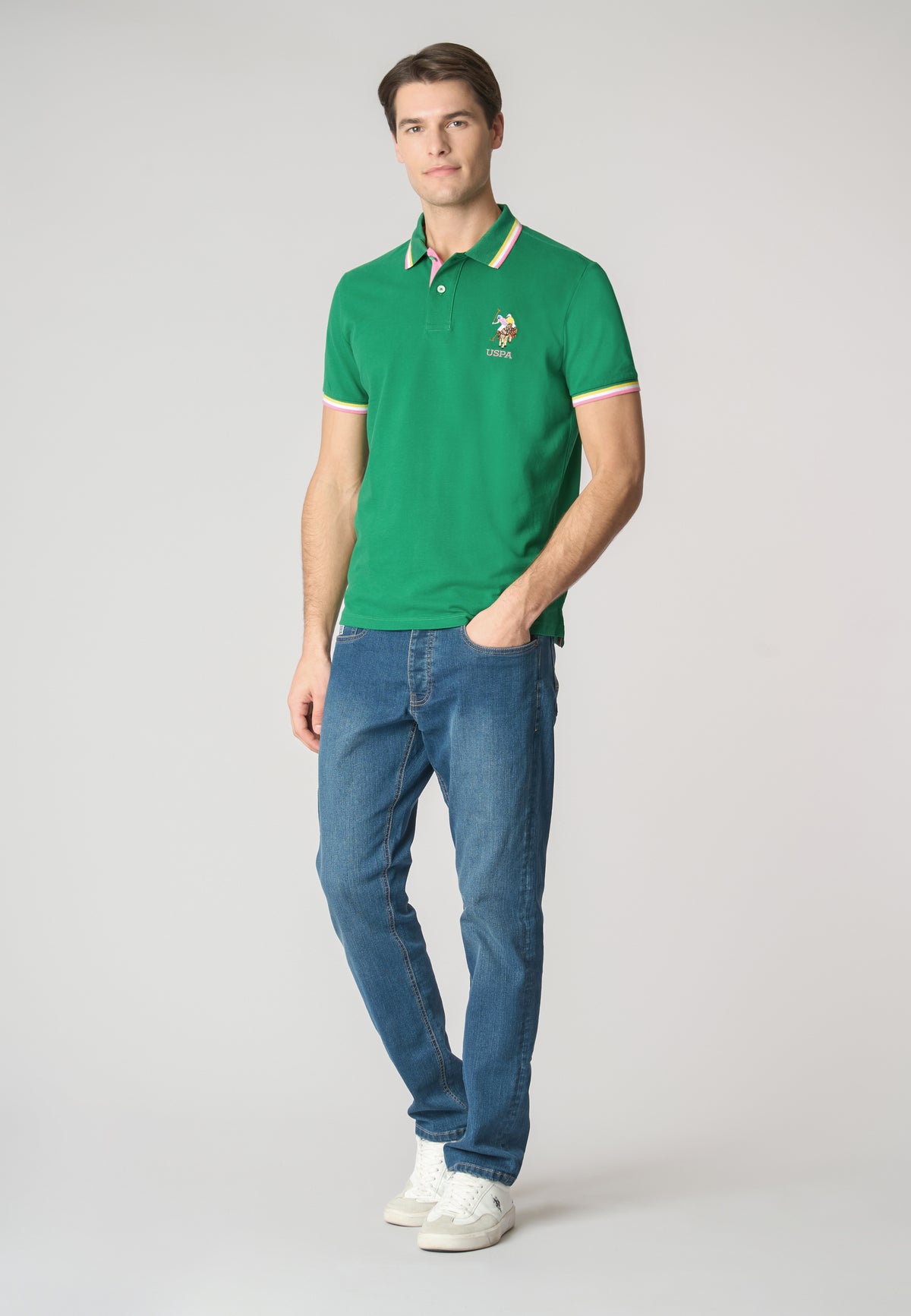 Polo a maniche corte in cotone con logo colorato e dettagli rigati