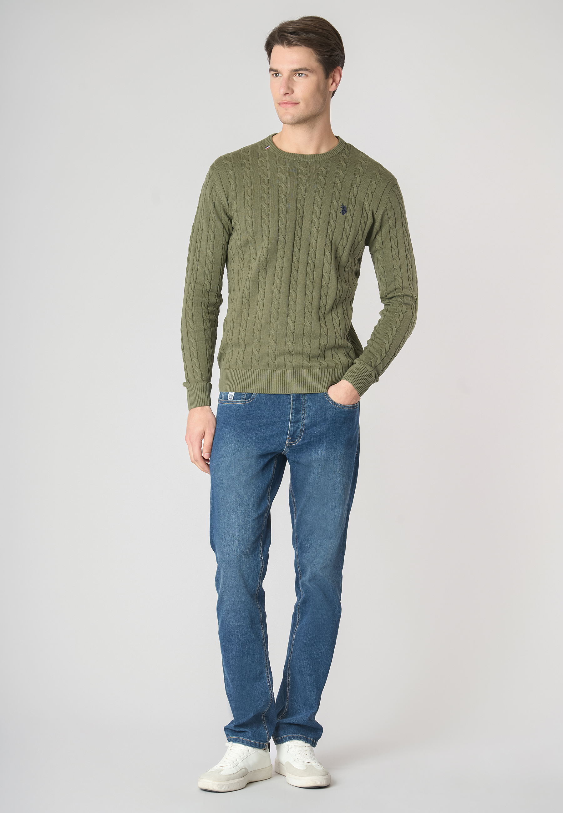 Maglia girocollo da uomo con lavorazione a treccia