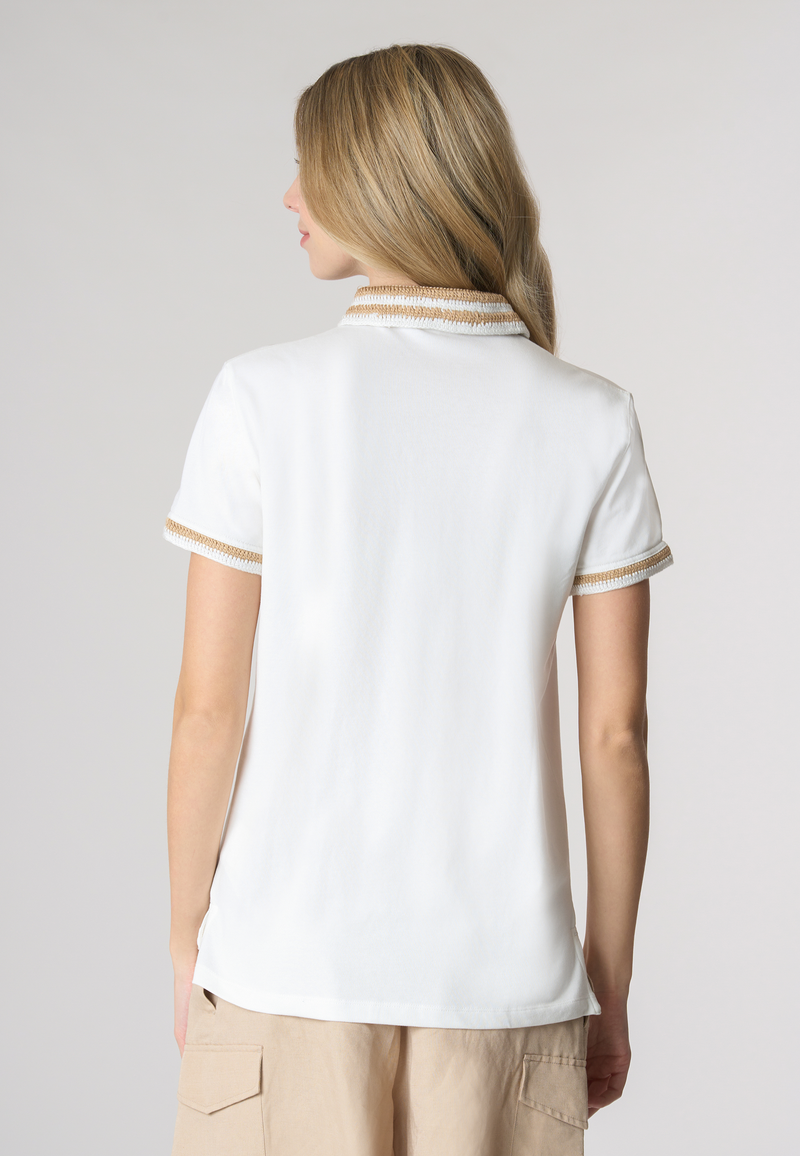 Polo a maniche corte in cotone micropiquet stretch con colletto crochet.