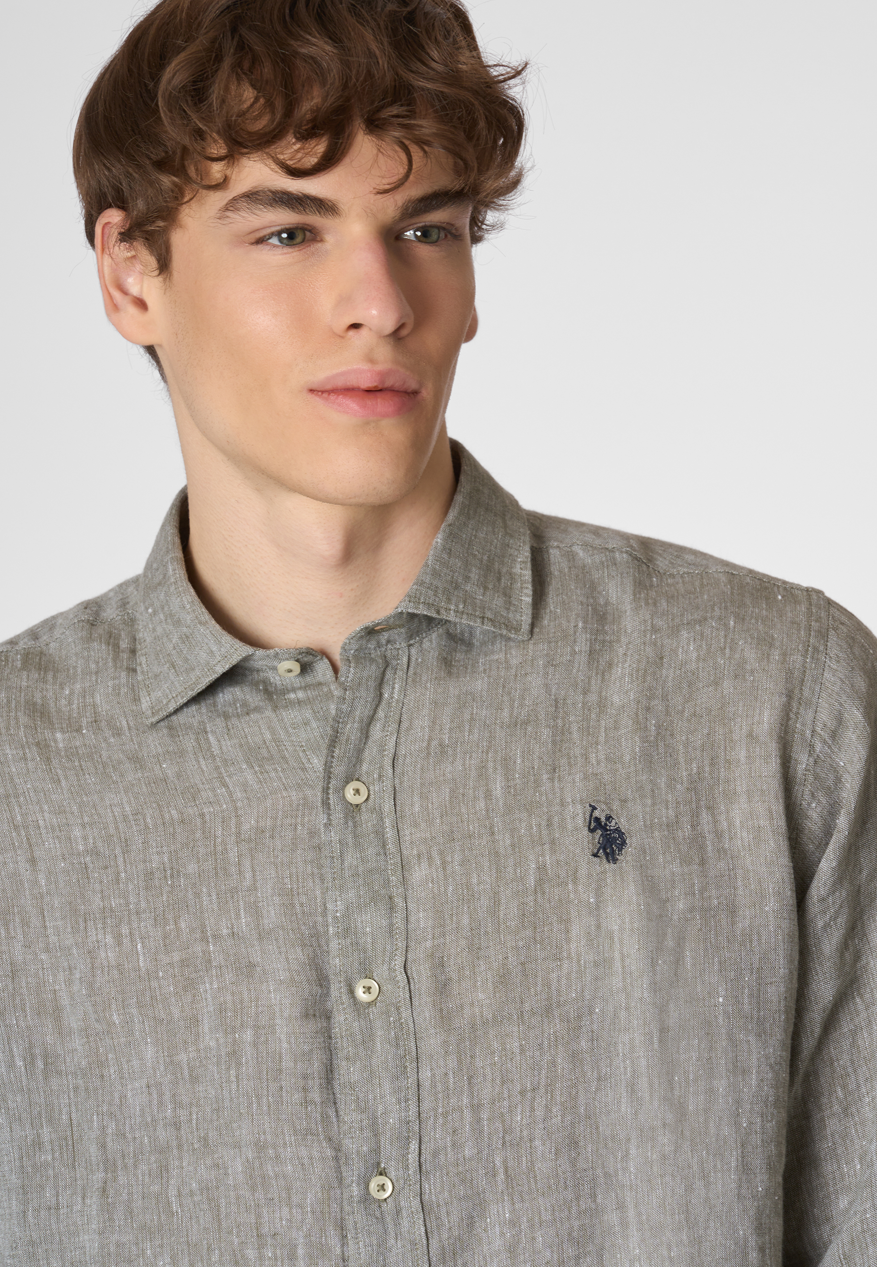 Camicia in lino chambray slim fit con logo