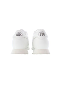 Sneaker uomo Xirio