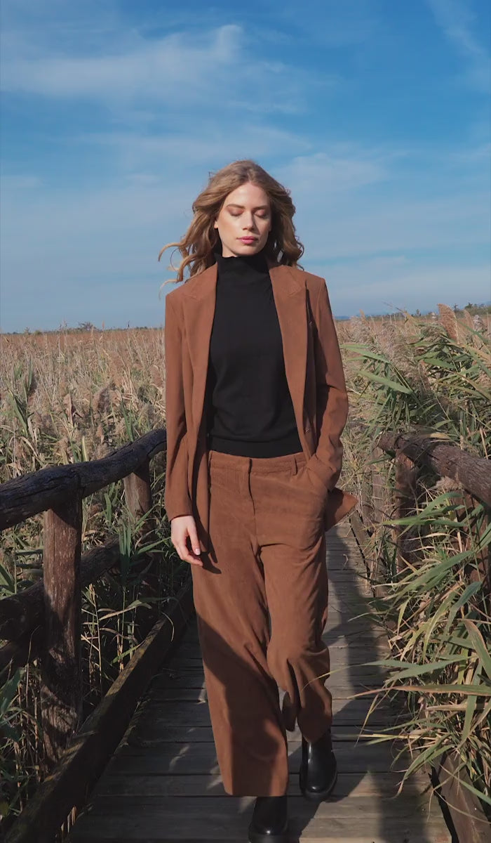 Pantalone dritto in velluto a coste