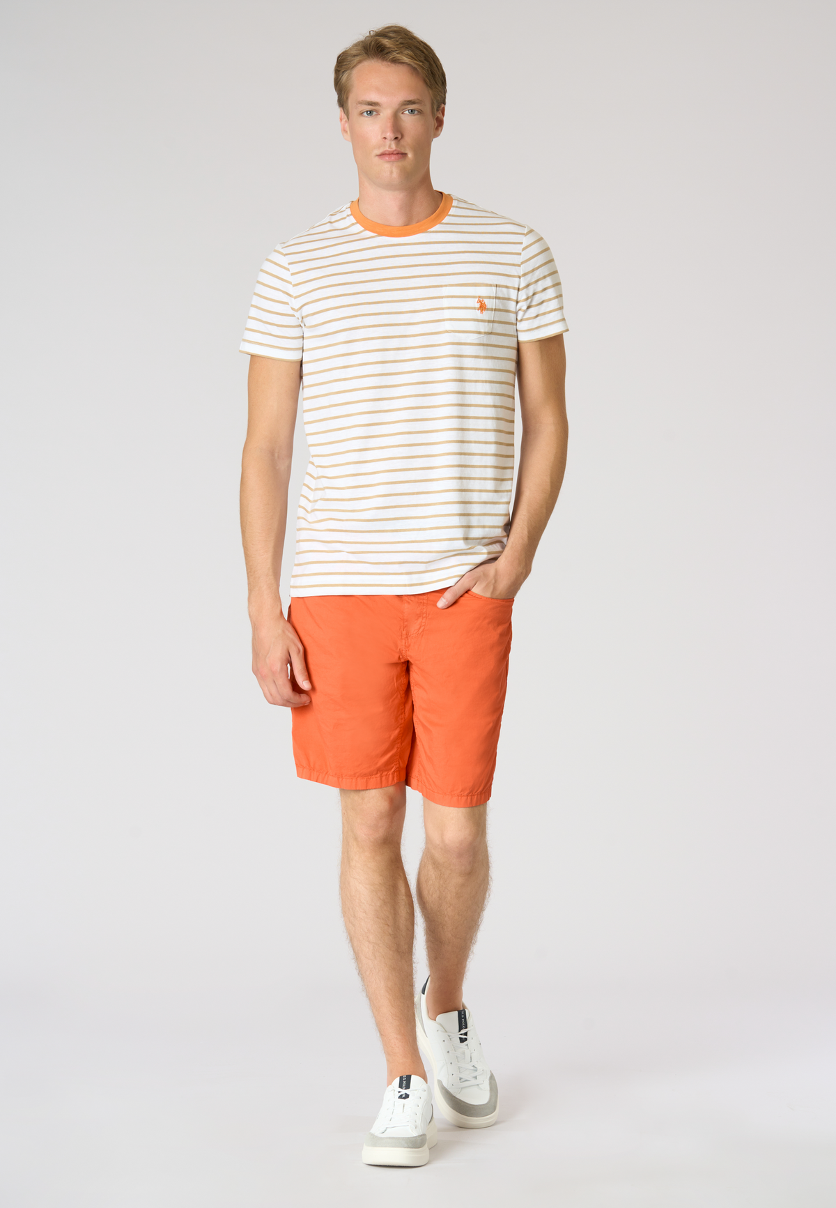 T-shirt a righe in cotone con taschino